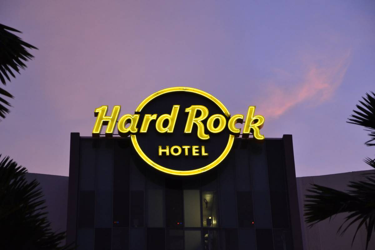 Hard Rock 1 