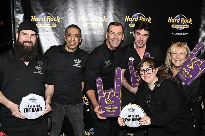 Hard Rock Atlantic City To Issue 10M In Bonuses To Employees 