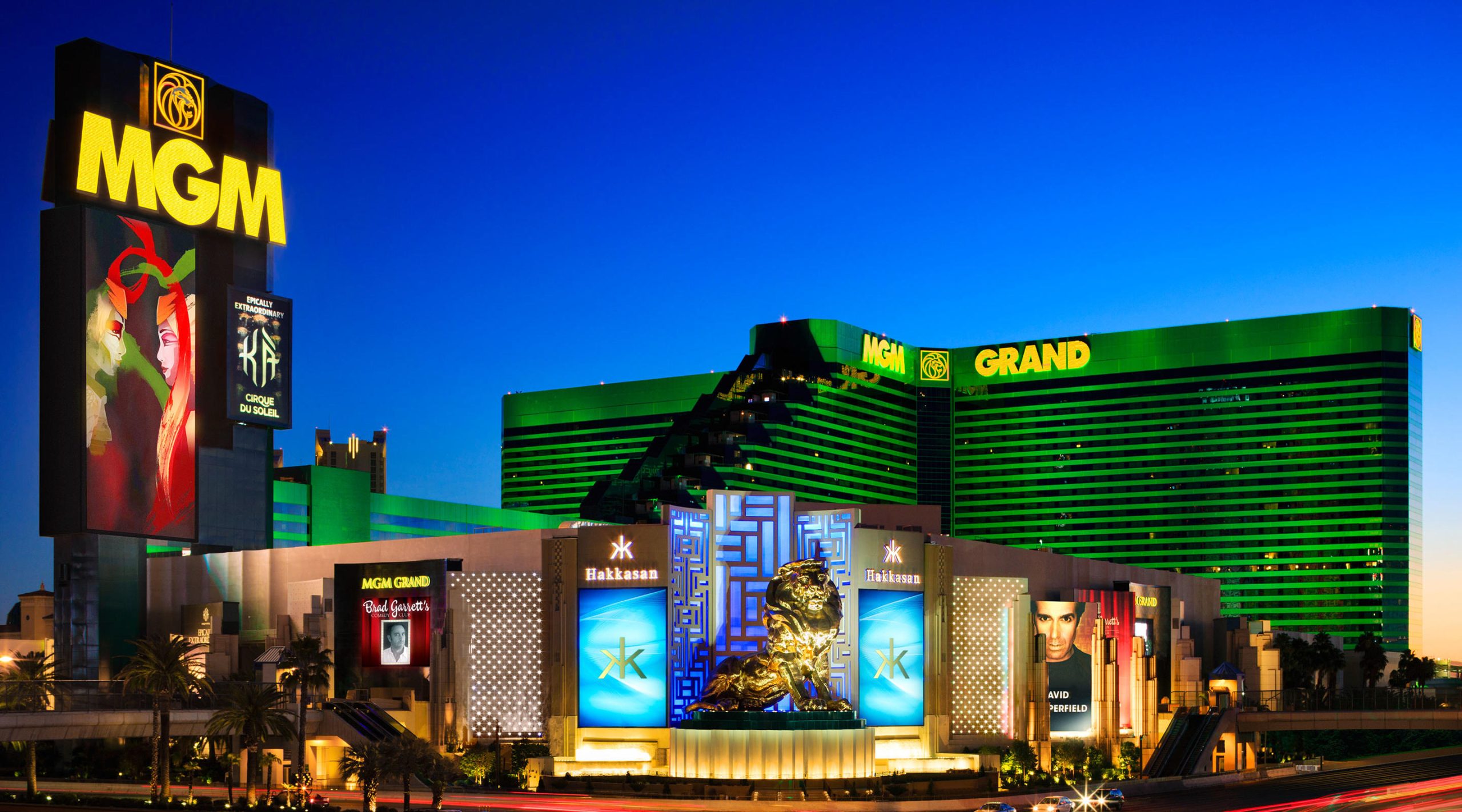 MGM Resorts Lays Off Casino Staff Scaled 